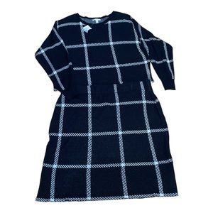 Cato NWT. Black & white. Plaid plus size sweater & skirt set.